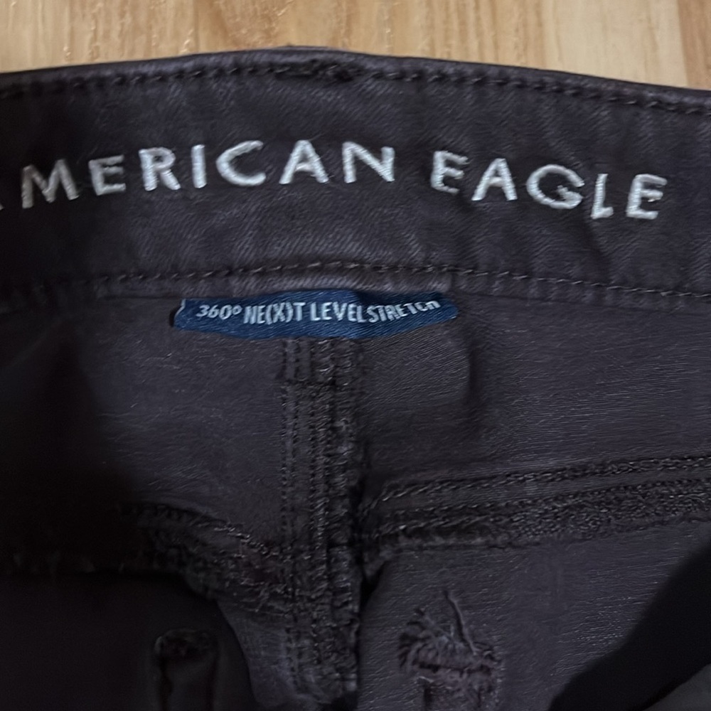 Women's maroon Jeans - Picture 6 of 7